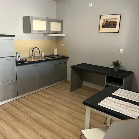H-T-L Apartamenty Junior Nowa Sol Exterior photo
