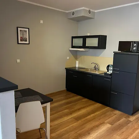 H-T-L Apartamenty Junior Nowa Sol Exterior photo