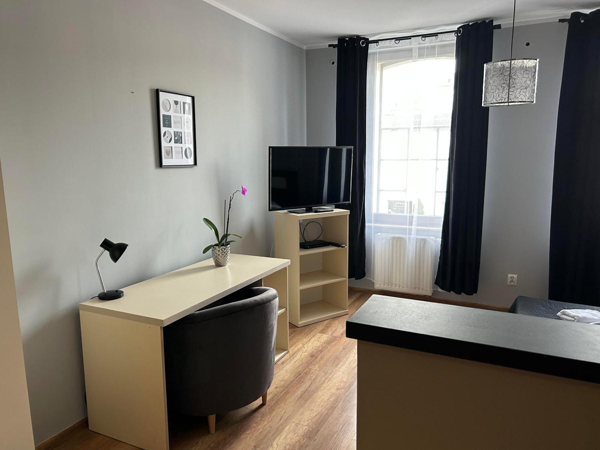 H-t-l Junior Apartment Nowa Sol